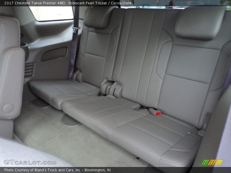 Iridescent Pearl Tricoat / Cocoa/Dune 2017 Chevrolet Tahoe Premier 4WD