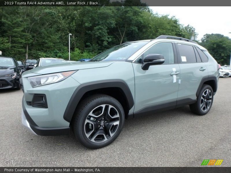 Front 3/4 View of 2019 RAV4 Adventure AWD