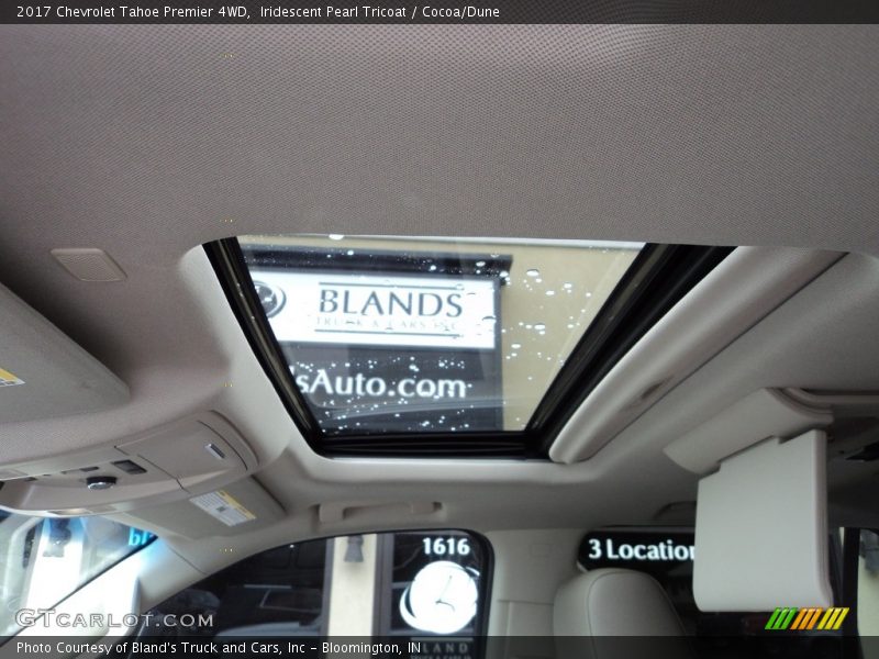Iridescent Pearl Tricoat / Cocoa/Dune 2017 Chevrolet Tahoe Premier 4WD