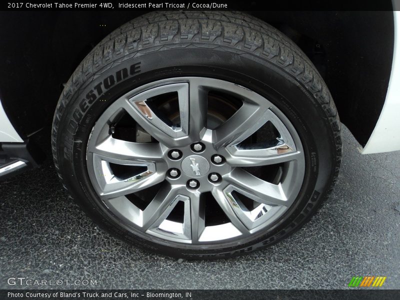 Iridescent Pearl Tricoat / Cocoa/Dune 2017 Chevrolet Tahoe Premier 4WD