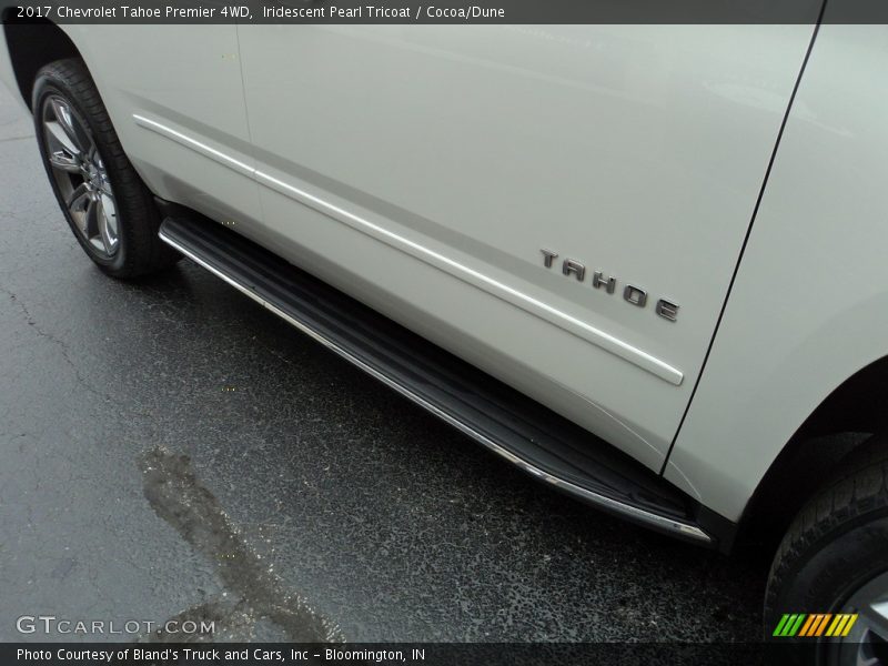 Iridescent Pearl Tricoat / Cocoa/Dune 2017 Chevrolet Tahoe Premier 4WD