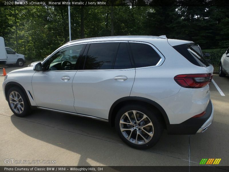 Mineral White Metallic / Ivory White 2020 BMW X5 xDrive40i