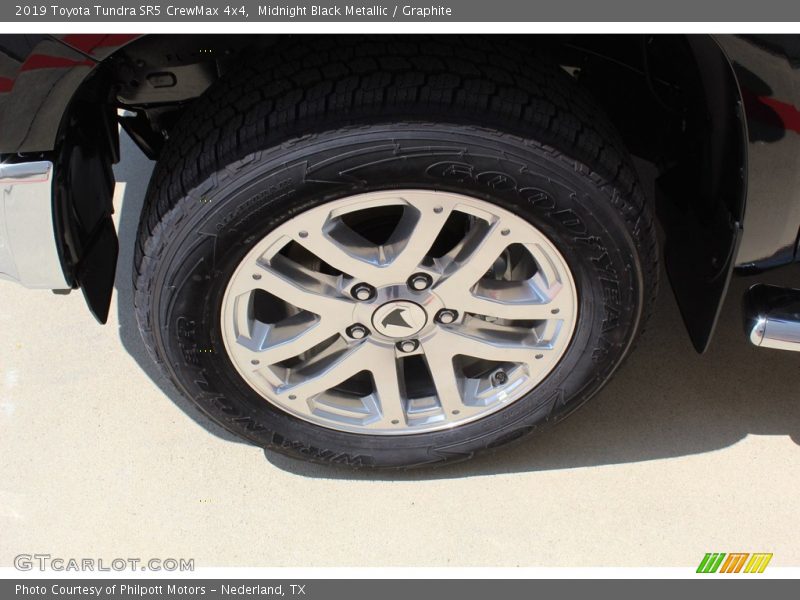 Midnight Black Metallic / Graphite 2019 Toyota Tundra SR5 CrewMax 4x4