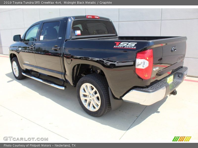Midnight Black Metallic / Graphite 2019 Toyota Tundra SR5 CrewMax 4x4