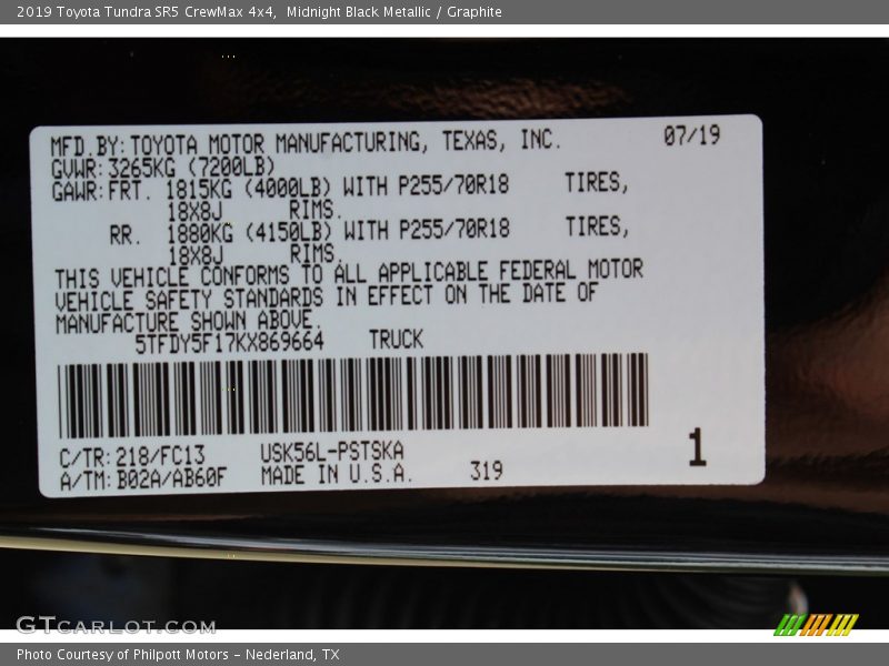 Midnight Black Metallic / Graphite 2019 Toyota Tundra SR5 CrewMax 4x4