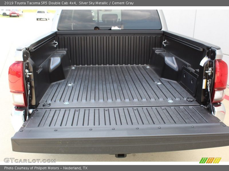 Silver Sky Metallic / Cement Gray 2019 Toyota Tacoma SR5 Double Cab 4x4