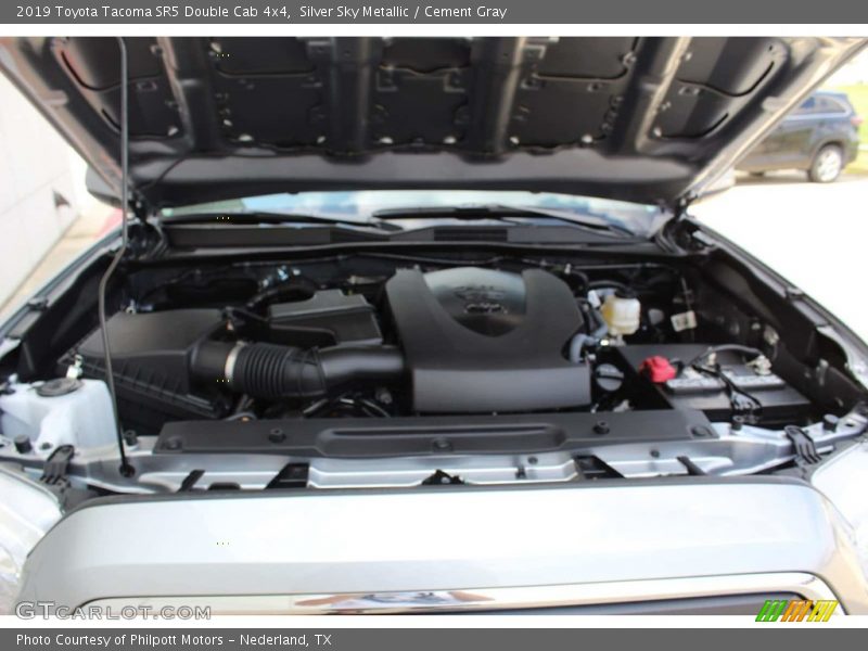 Silver Sky Metallic / Cement Gray 2019 Toyota Tacoma SR5 Double Cab 4x4