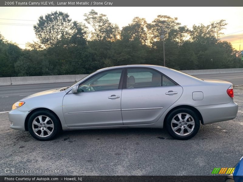 Lunar Mist Metallic / Stone Gray 2006 Toyota Camry XLE V6