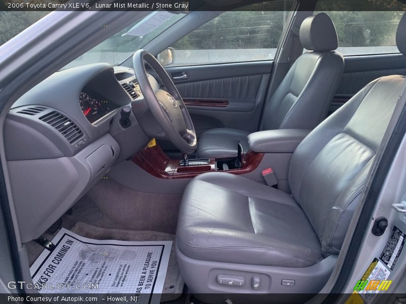 Lunar Mist Metallic / Stone Gray 2006 Toyota Camry XLE V6