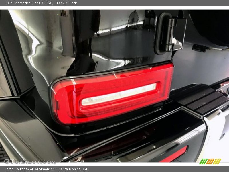 Black / Black 2019 Mercedes-Benz G 550