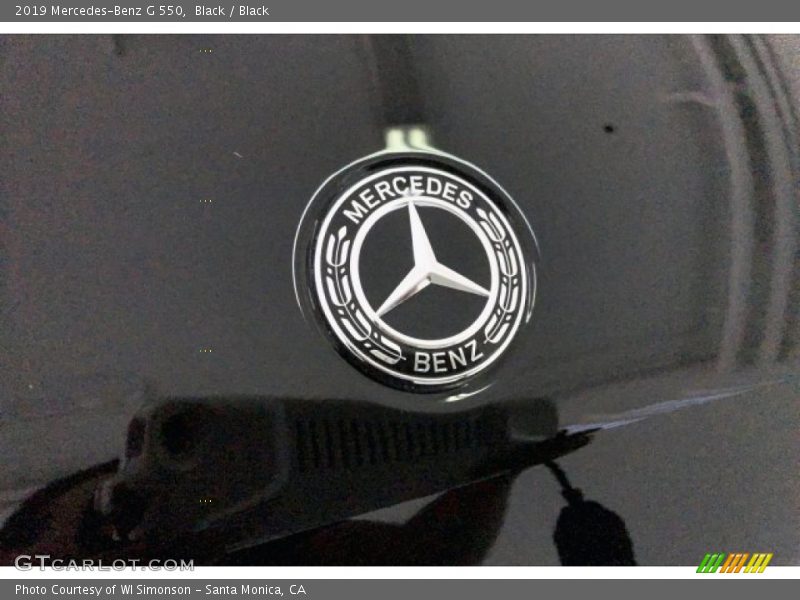 Black / Black 2019 Mercedes-Benz G 550