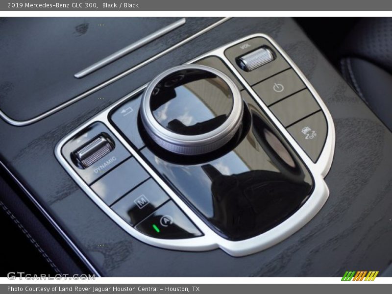 Black / Black 2019 Mercedes-Benz GLC 300