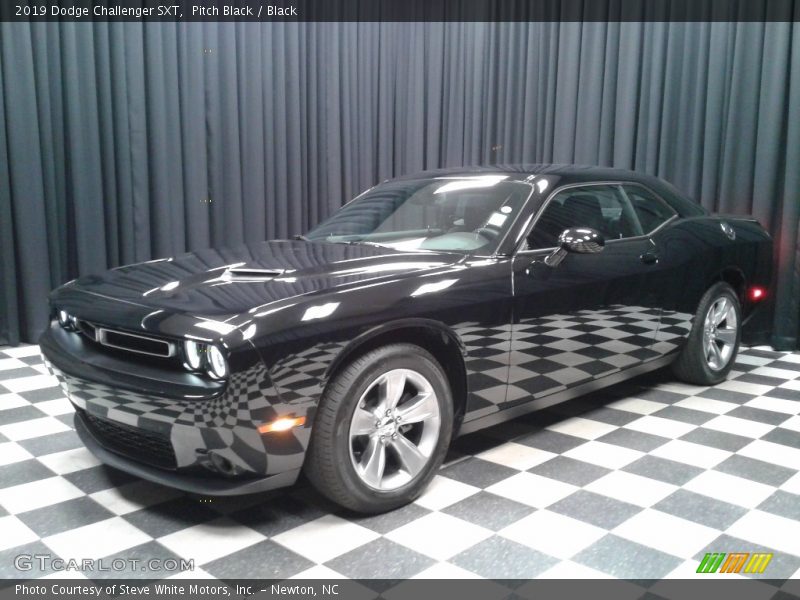 Pitch Black / Black 2019 Dodge Challenger SXT