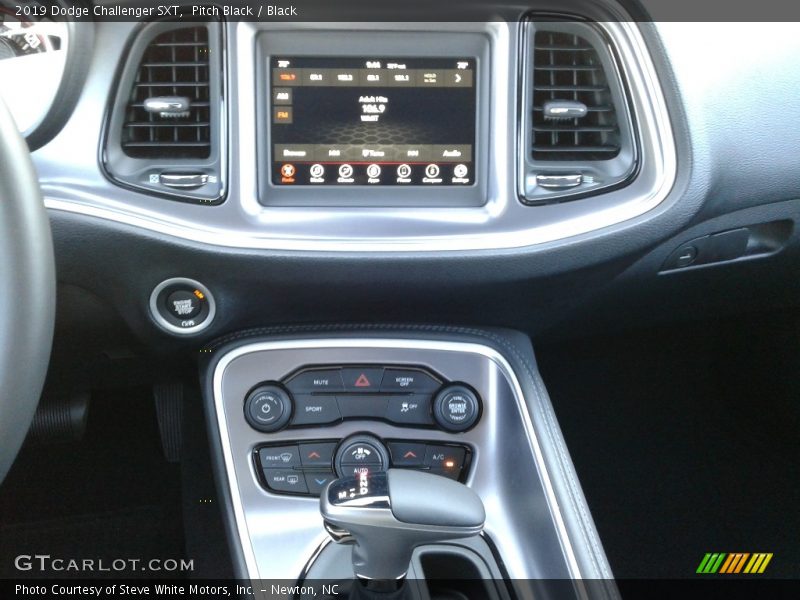 Pitch Black / Black 2019 Dodge Challenger SXT