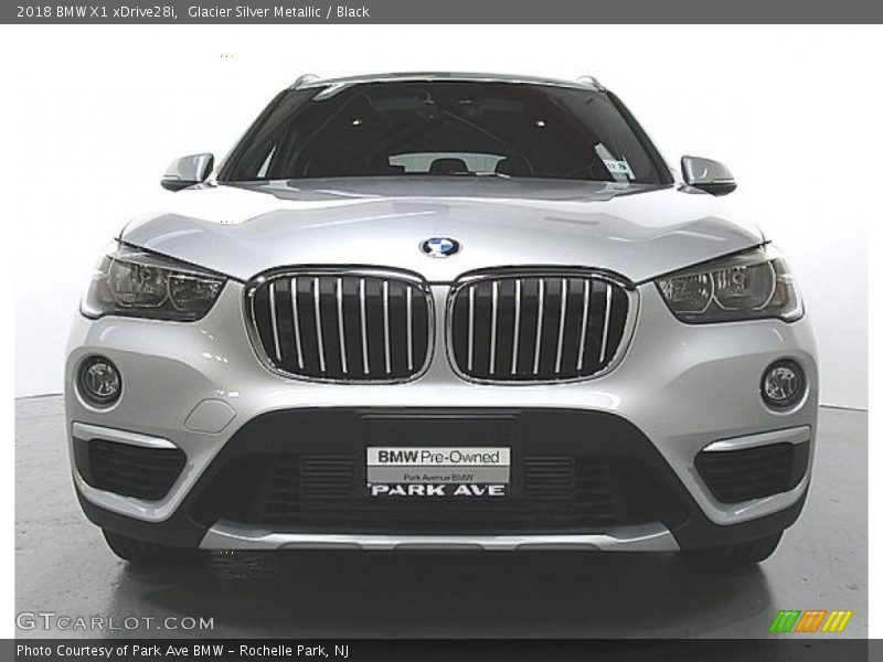 Glacier Silver Metallic / Black 2018 BMW X1 xDrive28i