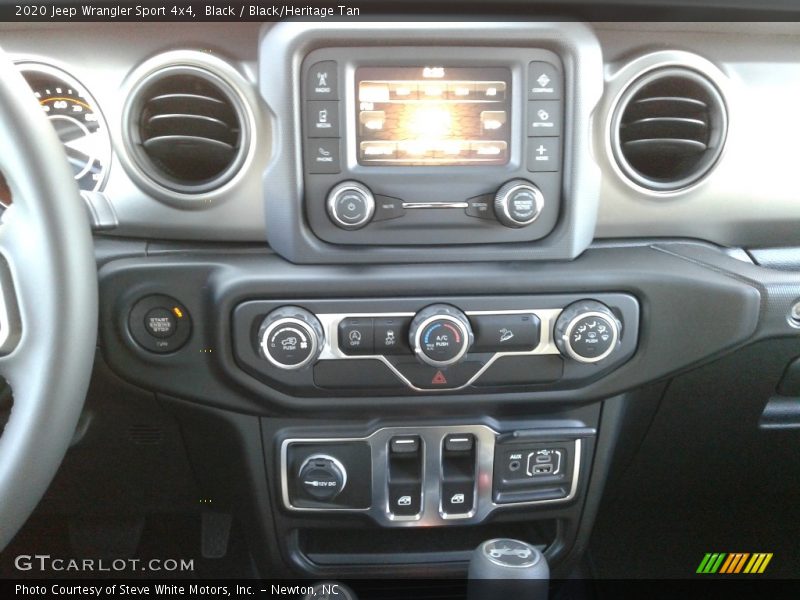 Controls of 2020 Wrangler Sport 4x4