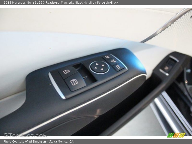 Magnetite Black Metallic / Porcelain/Black 2018 Mercedes-Benz SL 550 Roadster