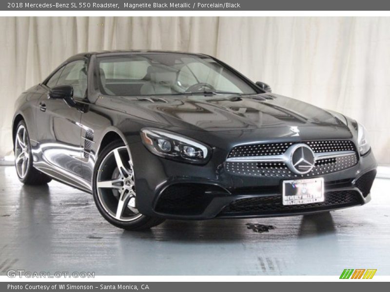 Magnetite Black Metallic / Porcelain/Black 2018 Mercedes-Benz SL 550 Roadster
