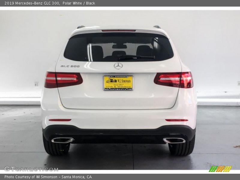 Polar White / Black 2019 Mercedes-Benz GLC 300