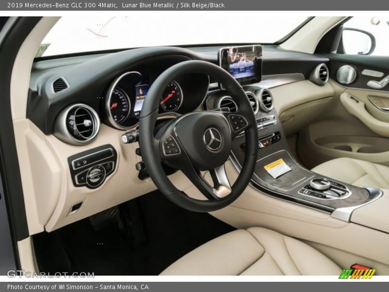 Lunar Blue Metallic / Silk Beige/Black 2019 Mercedes-Benz GLC 300 4Matic