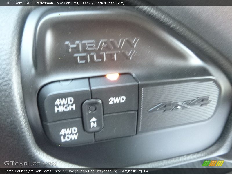 Black / Black/Diesel Gray 2019 Ram 3500 Tradesman Crew Cab 4x4