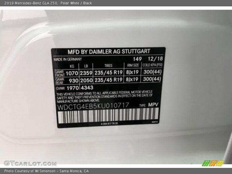 Polar White / Black 2019 Mercedes-Benz GLA 250