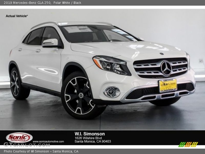 Polar White / Black 2019 Mercedes-Benz GLA 250