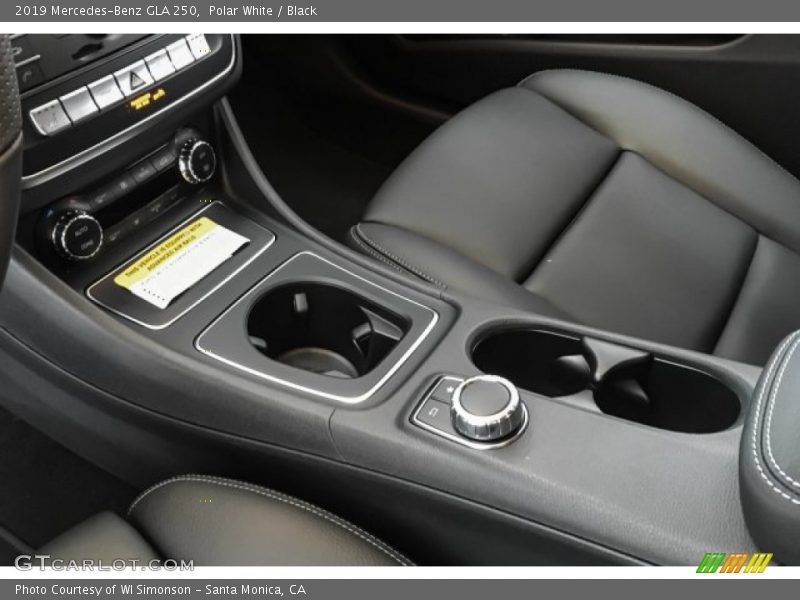 Polar White / Black 2019 Mercedes-Benz GLA 250