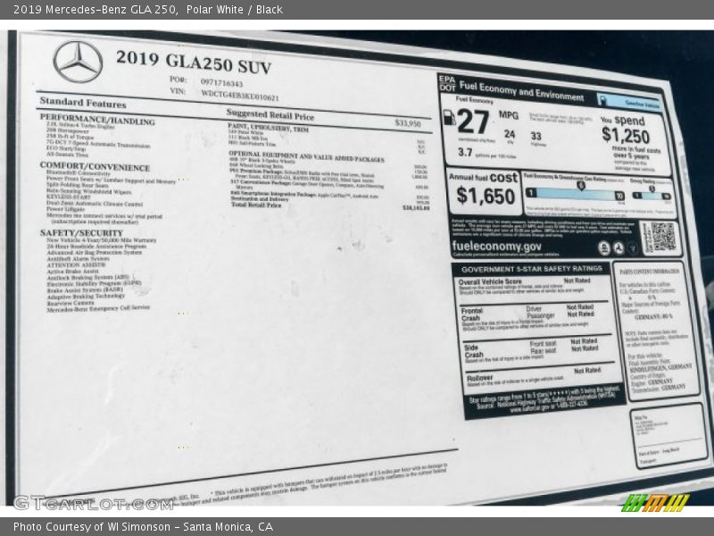 Polar White / Black 2019 Mercedes-Benz GLA 250