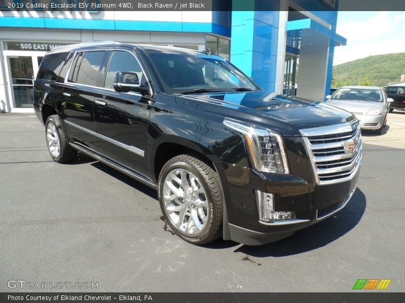 Front 3/4 View of 2019 Escalade ESV Platinum 4WD