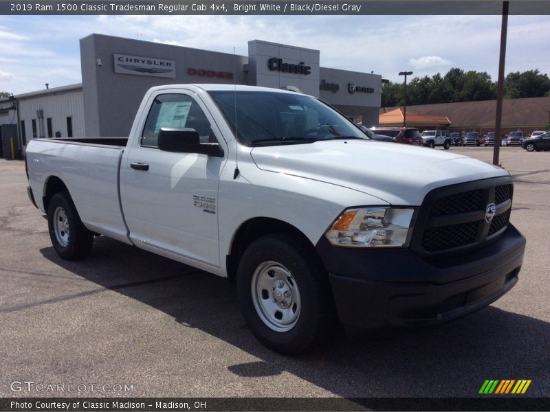 Bright White / Black/Diesel Gray 2019 Ram 1500 Classic Tradesman Regular Cab 4x4