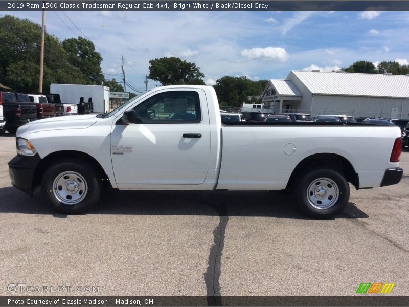 Bright White / Black/Diesel Gray 2019 Ram 1500 Classic Tradesman Regular Cab 4x4