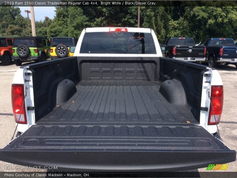 Bright White / Black/Diesel Gray 2019 Ram 1500 Classic Tradesman Regular Cab 4x4