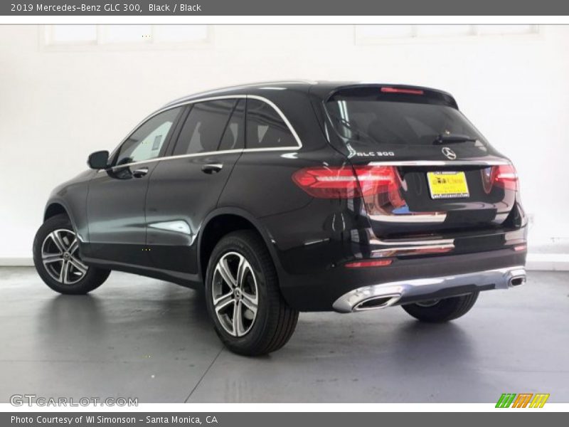 Black / Black 2019 Mercedes-Benz GLC 300