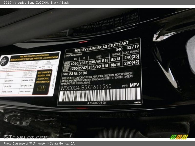 Black / Black 2019 Mercedes-Benz GLC 300
