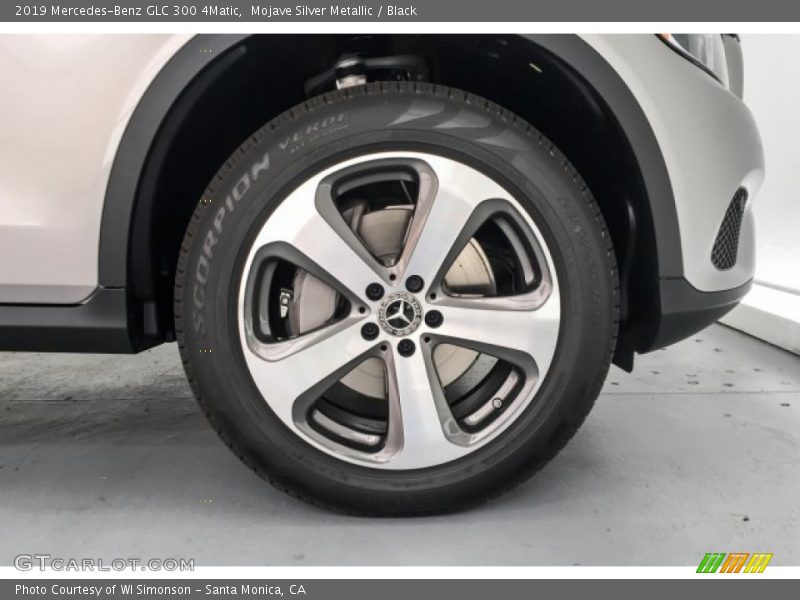 Mojave Silver Metallic / Black 2019 Mercedes-Benz GLC 300 4Matic