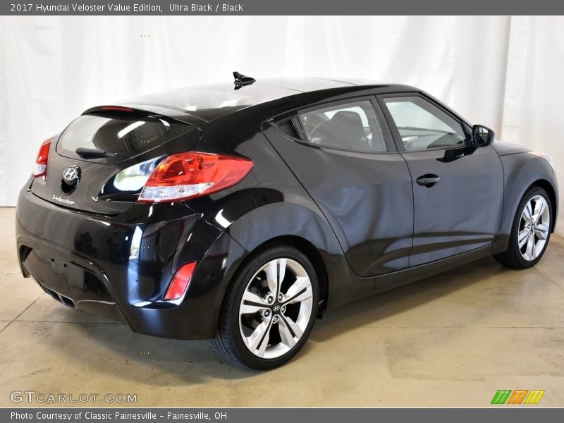 Ultra Black / Black 2017 Hyundai Veloster Value Edition