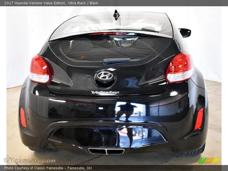 Ultra Black / Black 2017 Hyundai Veloster Value Edition