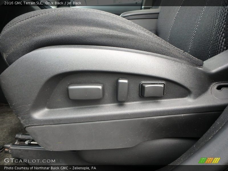 Onyx Black / Jet Black 2016 GMC Terrain SLE