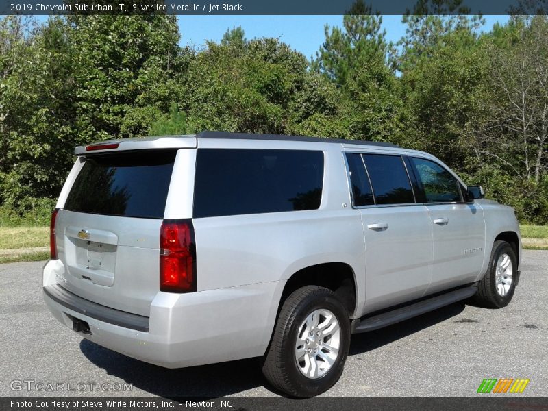 Silver Ice Metallic / Jet Black 2019 Chevrolet Suburban LT