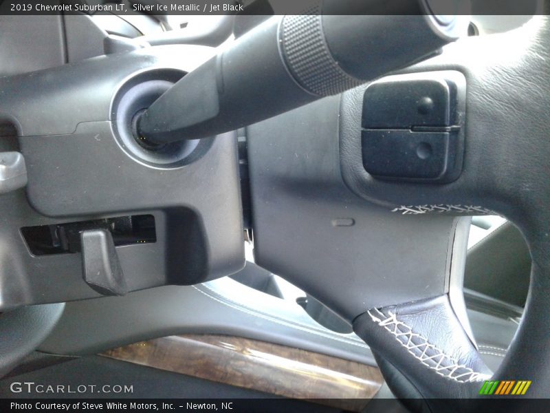 Controls of 2019 Suburban LT