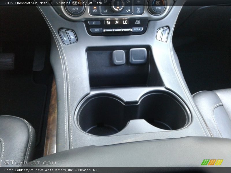 Silver Ice Metallic / Jet Black 2019 Chevrolet Suburban LT