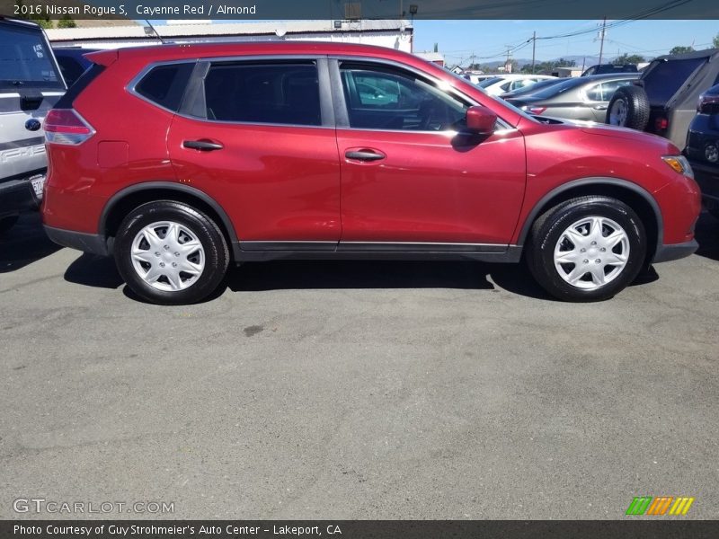 Cayenne Red / Almond 2016 Nissan Rogue S