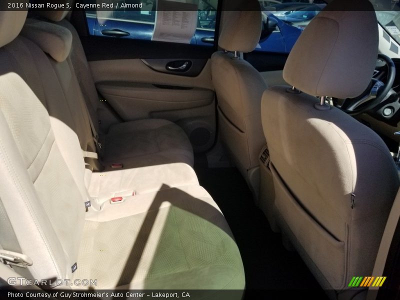 Cayenne Red / Almond 2016 Nissan Rogue S