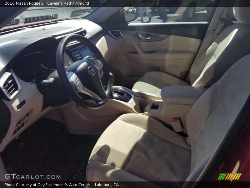 Cayenne Red / Almond 2016 Nissan Rogue S