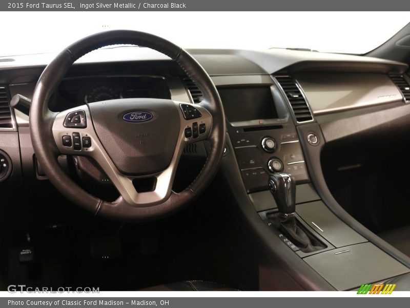 Ingot Silver Metallic / Charcoal Black 2015 Ford Taurus SEL