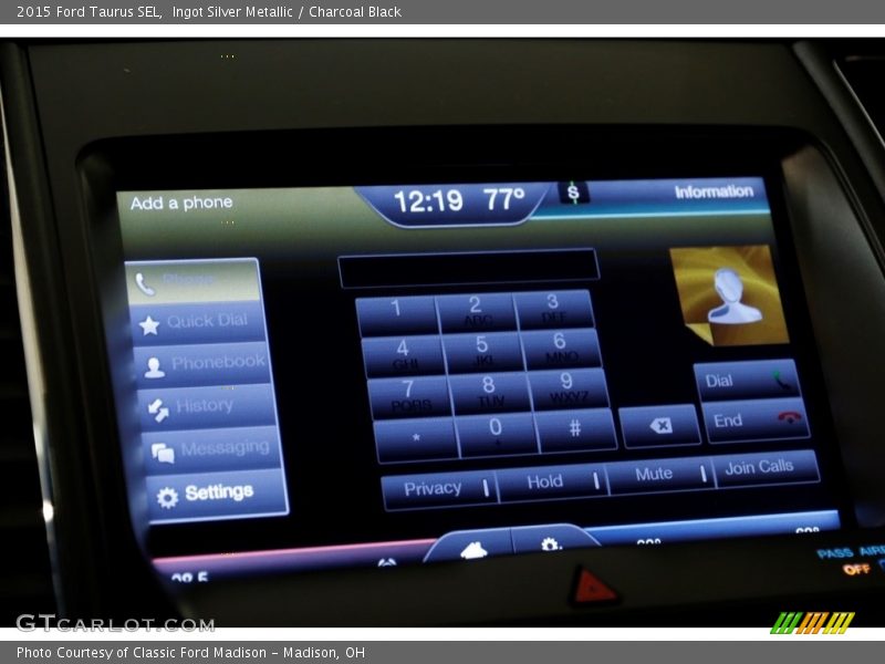 Ingot Silver Metallic / Charcoal Black 2015 Ford Taurus SEL