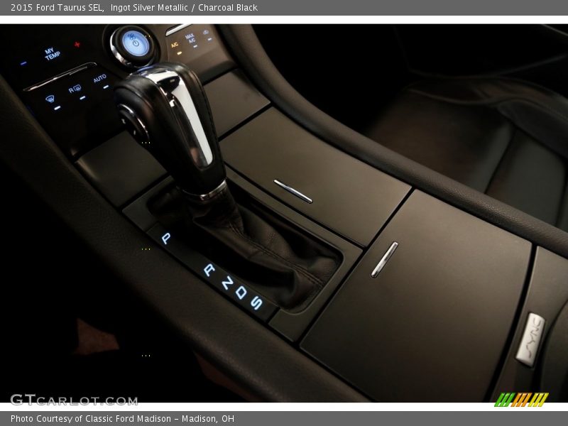 Ingot Silver Metallic / Charcoal Black 2015 Ford Taurus SEL