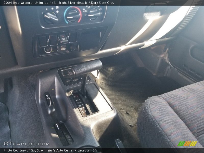Bright Silver Metallic / Dark Slate Gray 2004 Jeep Wrangler Unlimited 4x4