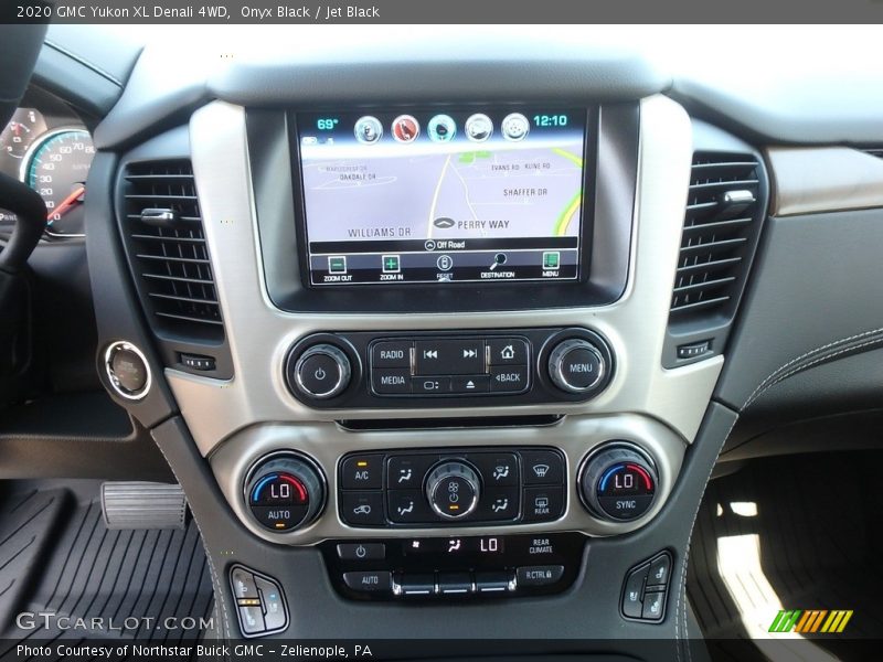 Controls of 2020 Yukon XL Denali 4WD